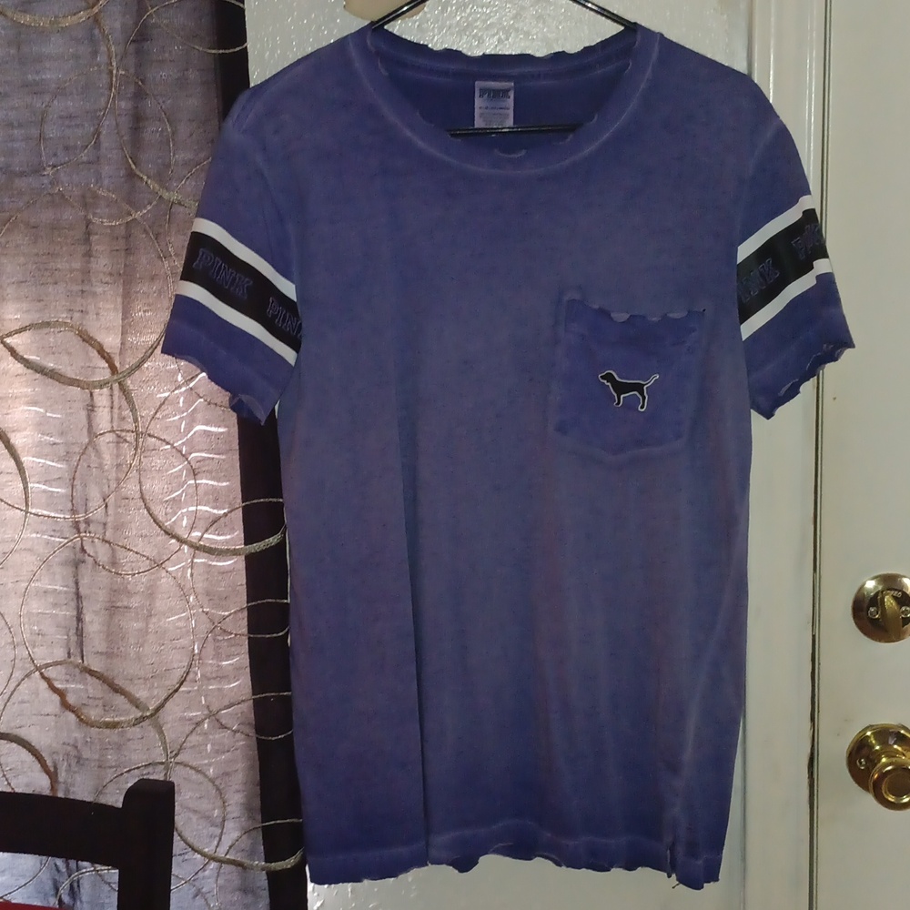 VS Pink T-shirt